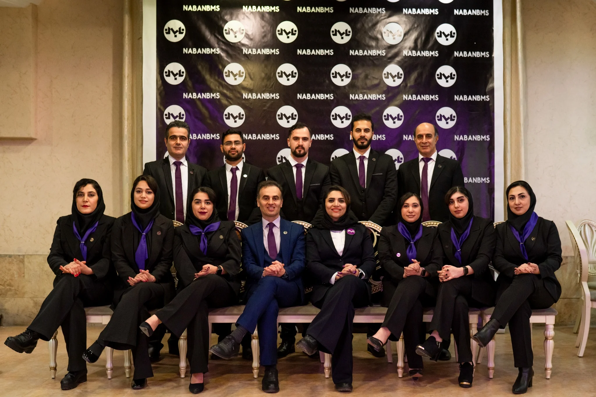 عکس گروهی تیم نابان