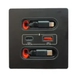 شارژر دیواری سیم دار ۲۰ وات با کابل جمع‌شونده، کابل Lightning و درگاه‌های USB-A و Type-C