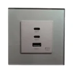 شارژر USB USB-A و Type-C Livolo مدل ۳ پورت - تصویر 2